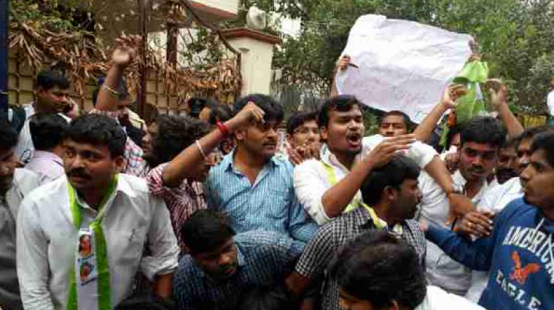 freshprotestsinhyderabaduniversity